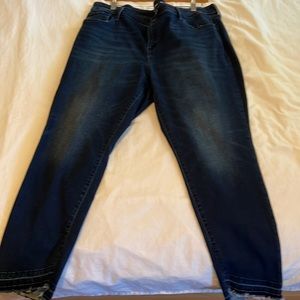 OLD NAVY ROCKSTAR MIDRISE SKINNNIES